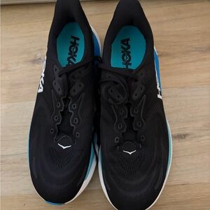 HOKA Arahi 8 size 13 Extra wide